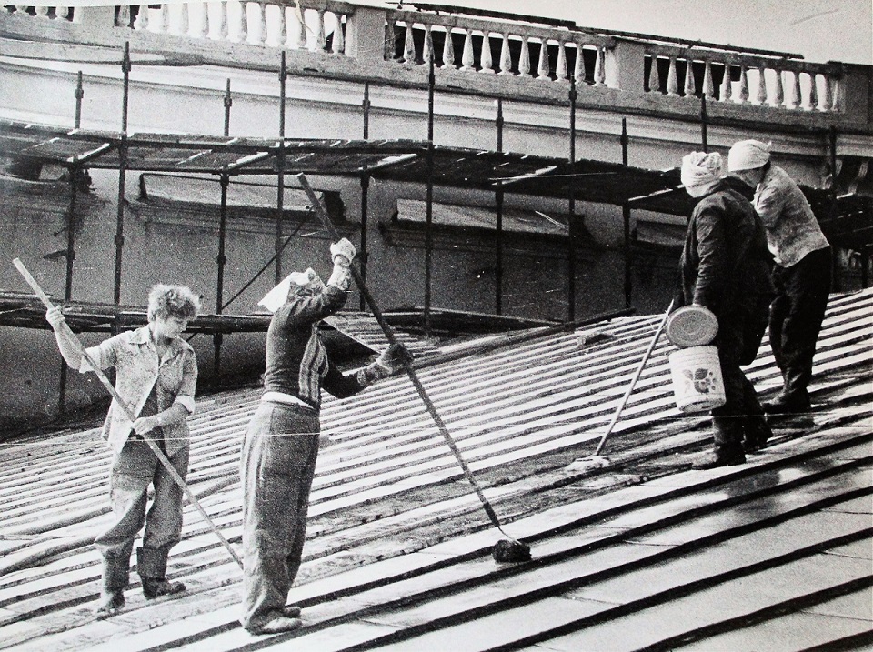 1983 год, капитальный ремонт театра