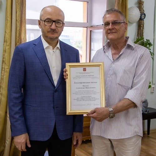 Артист хора получил благодарственное письмо от Совета Федерации