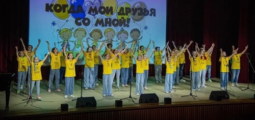 Юные таланты выступили в Озерске с премьерным концертом ко Дню защиты детей