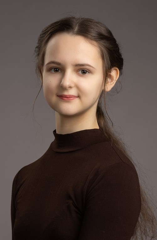 Александра Суханова