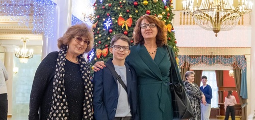 Театр оперы и балета исполнил новогоднее желание мальчика из Челябинска