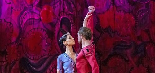 Впервые на фестивале «В честь Екатерины Максимовой» – Воронежский театр оперы и балета