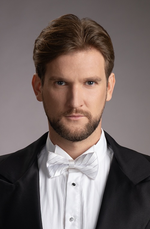 Виталий Савельев
